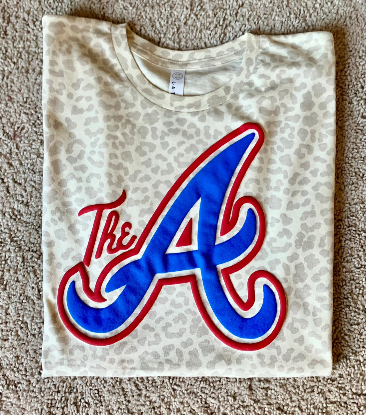 Leopard Atlanta Braves puff vinyl