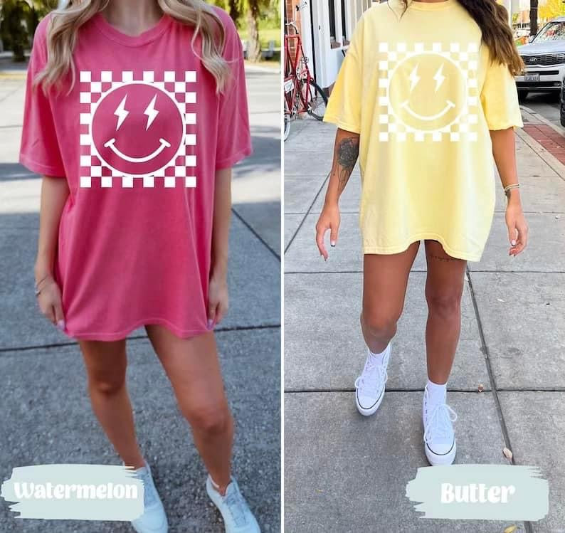 Comfort color checkered smiley