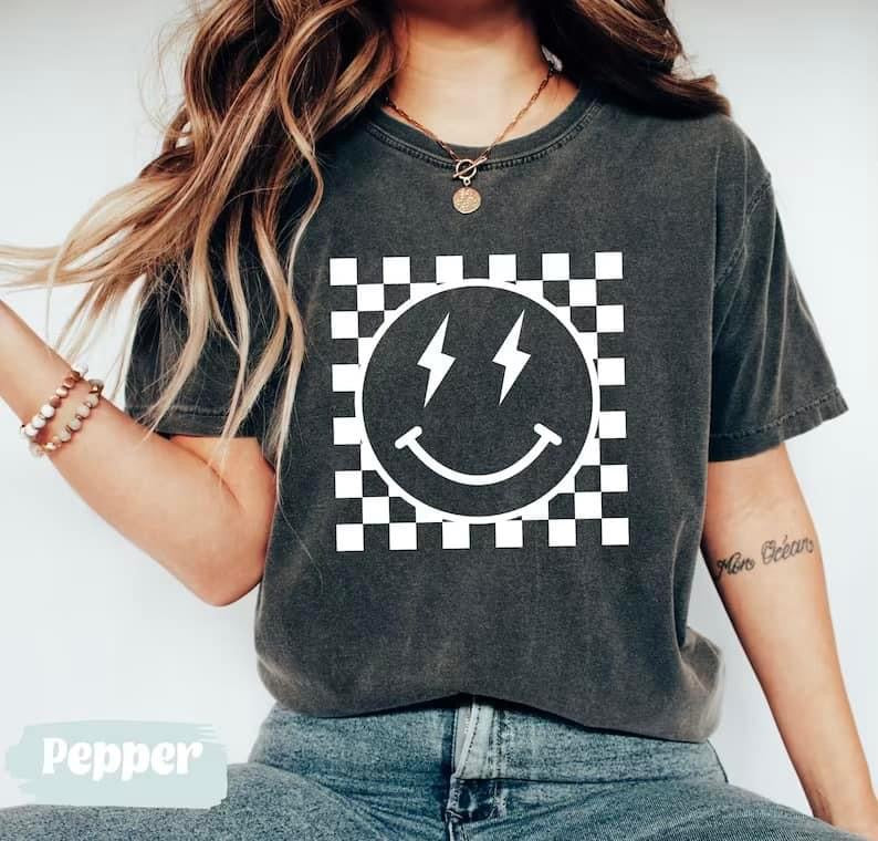 Comfort color checkered smiley